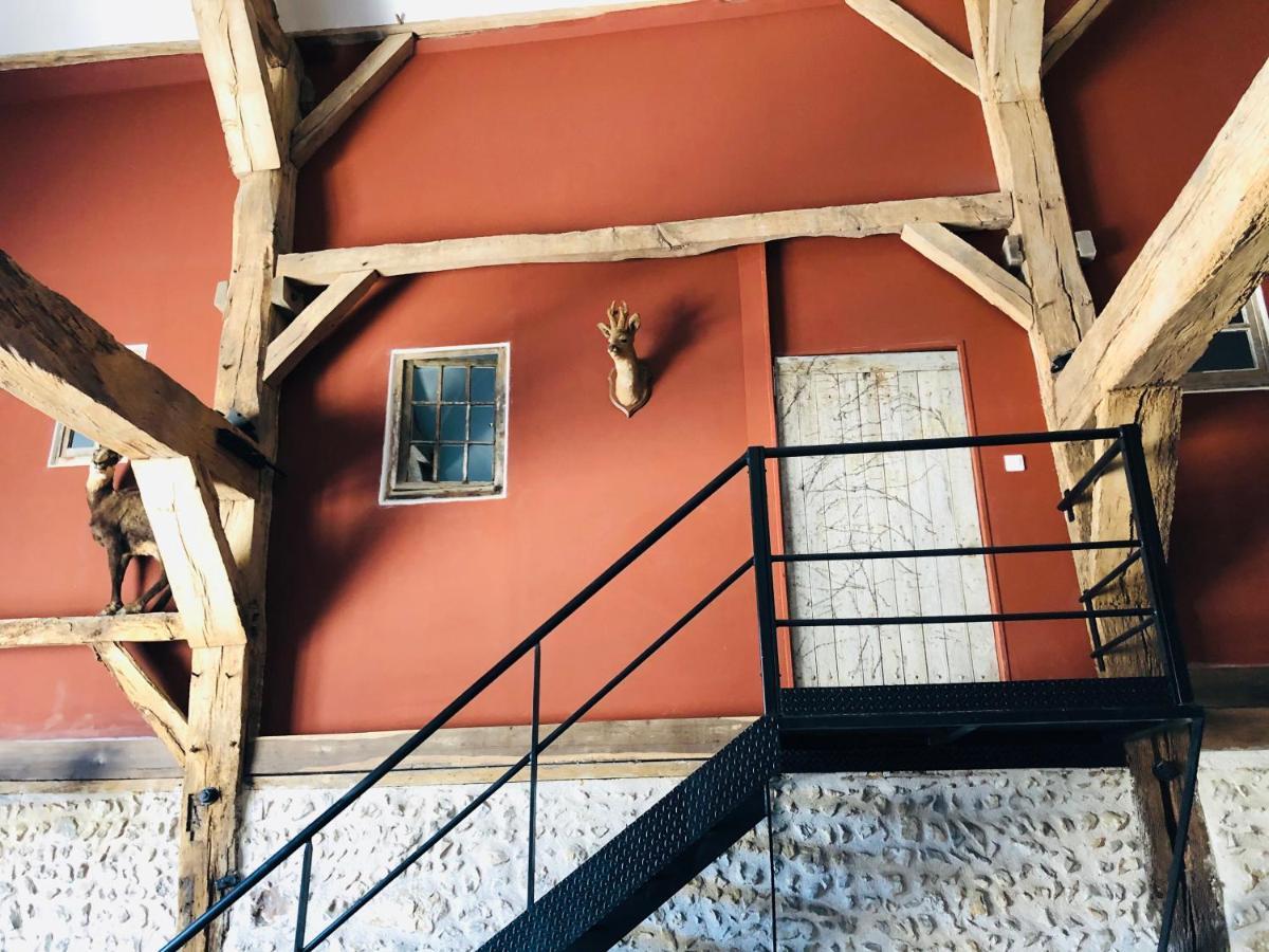 Chambre Du Parc Elevage Girbal La Chapelotte Exterior foto